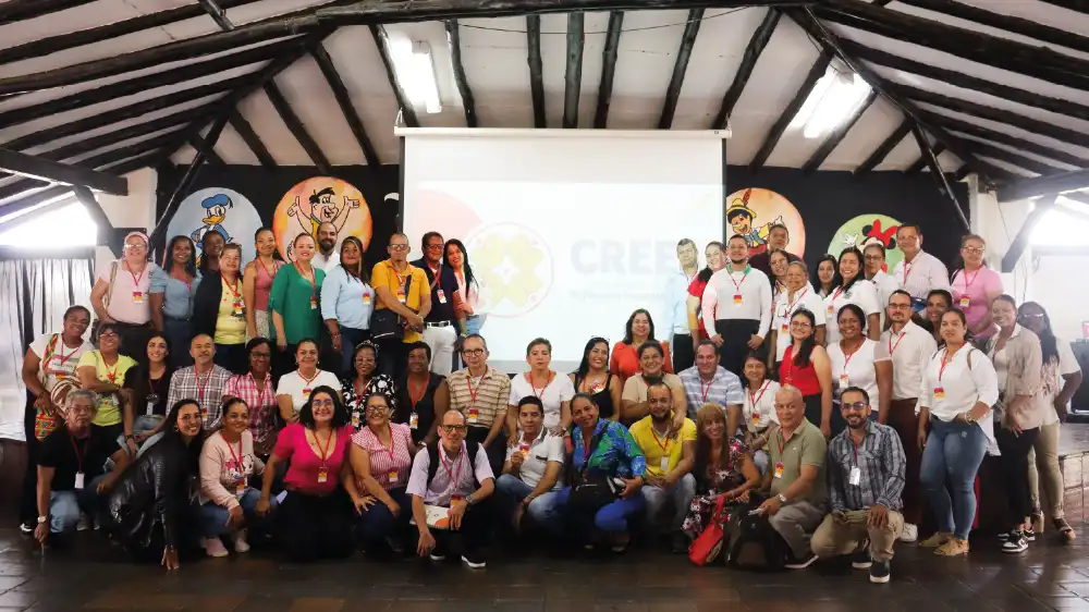 Maestros y directivos docentes se capacitan con el programa CREE de la Fundación Mayagüez